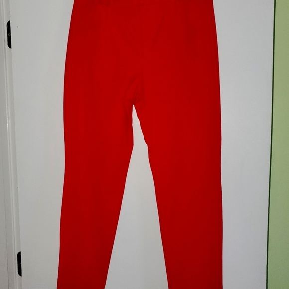 Old Navy Pixie slacks, ankle lenth True Red color - Picture 1 of 2